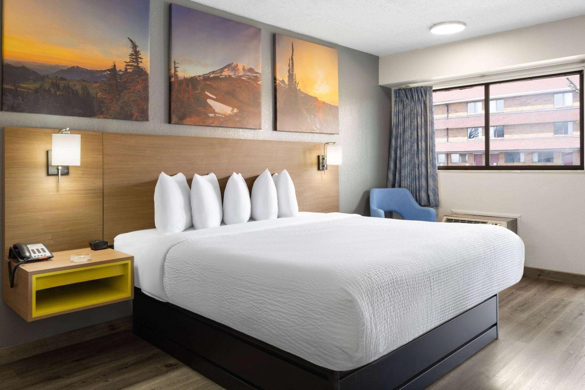 Days Inn By Wyndham Columbus Worthington Экстерьер фото